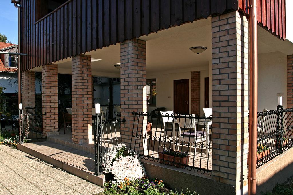 Polgar Panzio Bed & Breakfast Villany Exterior photo